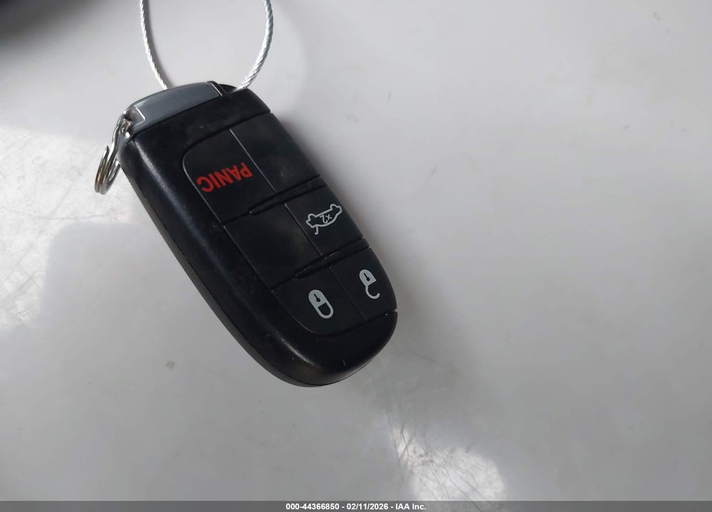 2019 DODGE CHALLENGER SXT VIN: 2C3CDZAG3KH587024