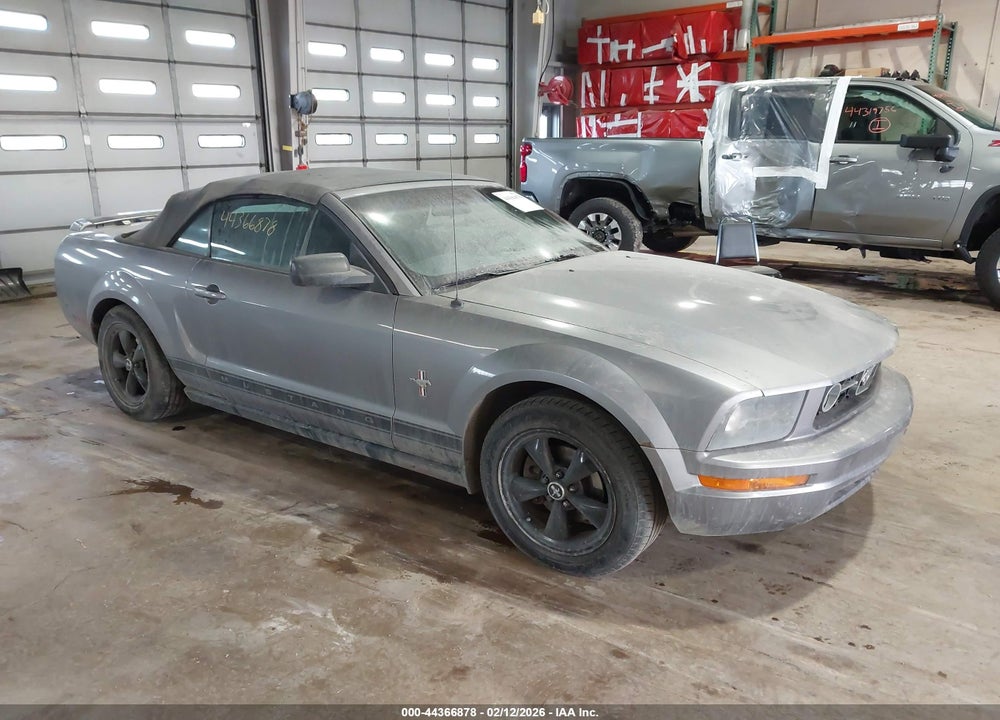 2006 FORD MUSTANG V6 VIN: 1ZVFT84N165178613
