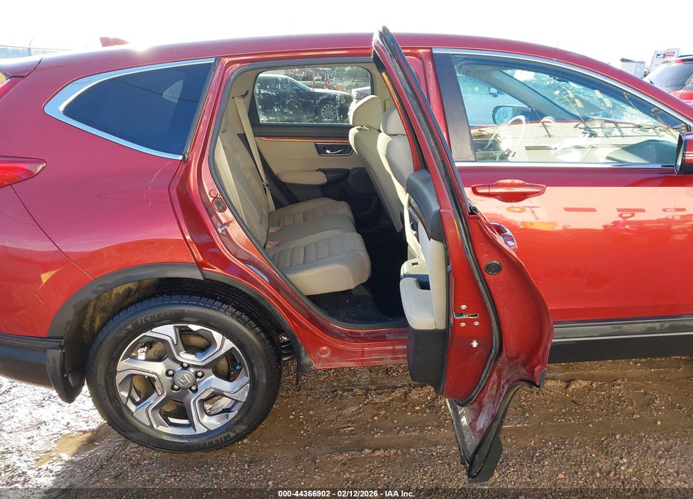 2018 HONDA CR-V EX VIN: 2HKRW2H59JH611067