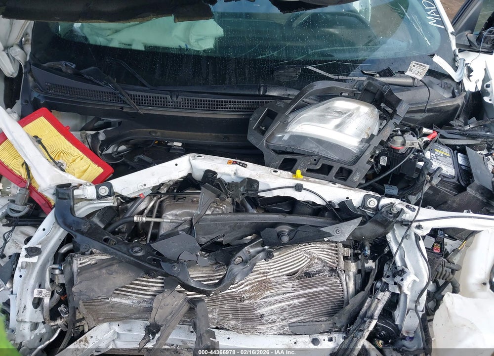 2019 CHEVROLET EQUINOX LT VIN: 2GNAXLEX9K6299593