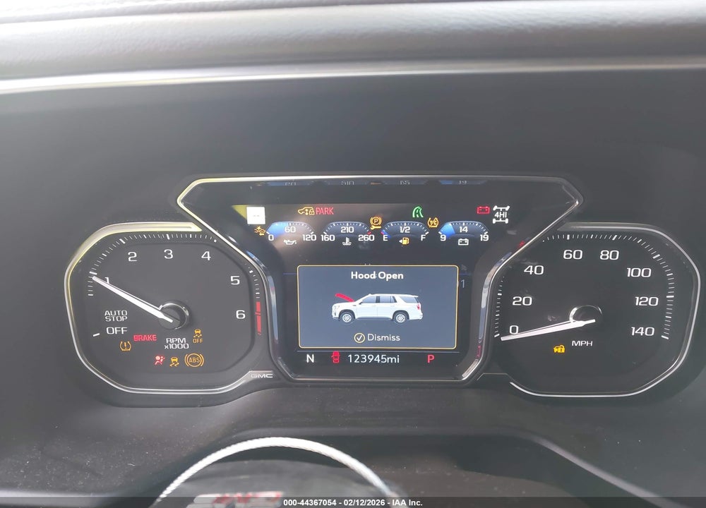 2021 GMC YUKON XL 4WD DENALI VIN: 1GKS2JKL7MR182091