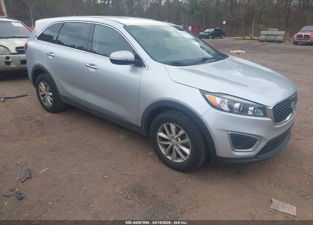2018 KIA SORENTO 2.4L L VIN: 5XYPG4A3XJG402890