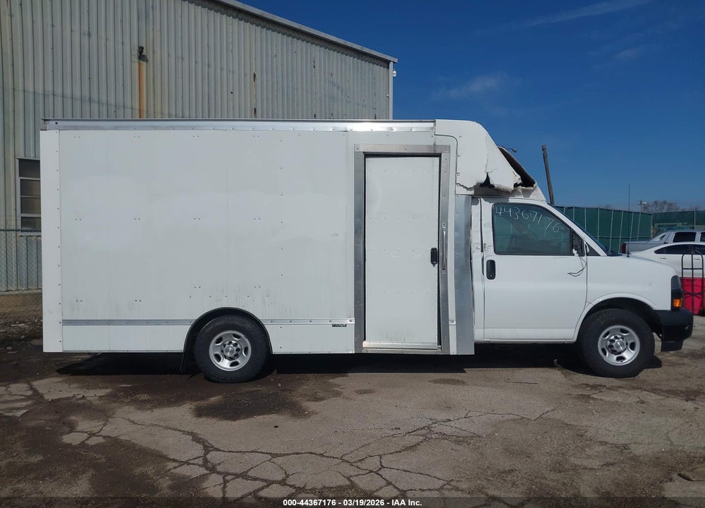 2021 CHEVROLET EXPRESS CUTAWAY WORK VAN VIN: 1GB0GSF75M1305722