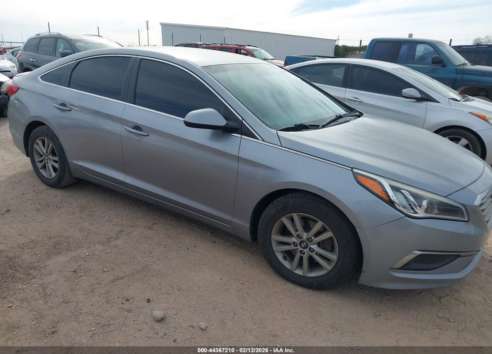 2017 HYUNDAI SONATA VIN: 5NPE24AF8HH504661