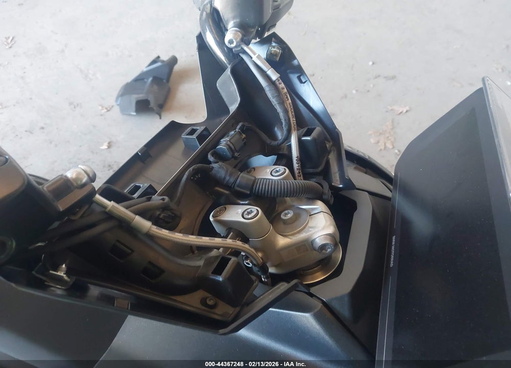 2022 BMW CE 04 VIN: WB10C5309N6G21242