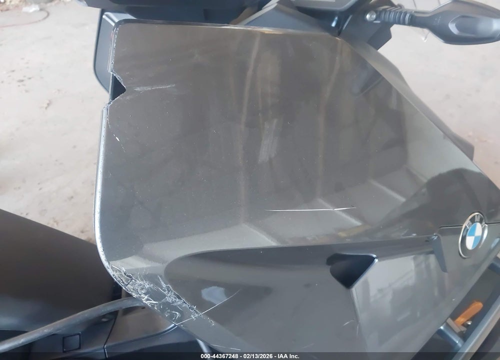 2022 BMW CE 04 VIN: WB10C5309N6G21242
