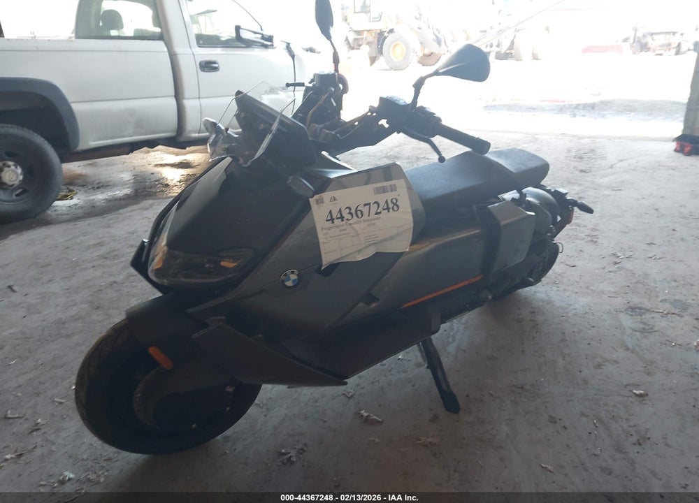 2022 BMW CE 04 VIN: WB10C5309N6G21242
