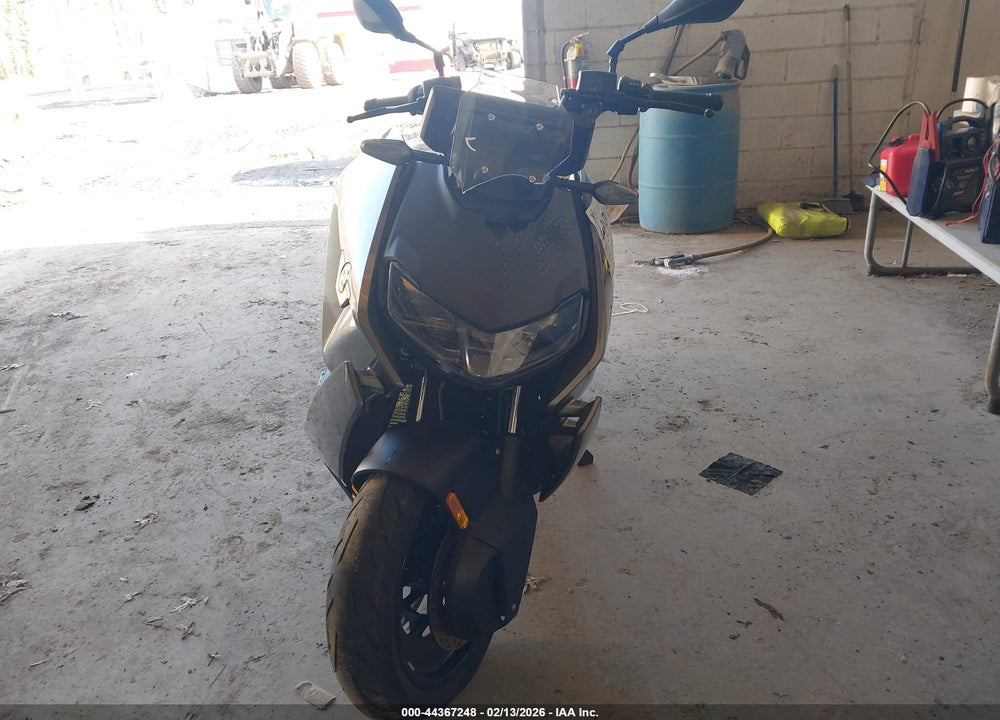 2022 BMW CE 04 VIN: WB10C5309N6G21242