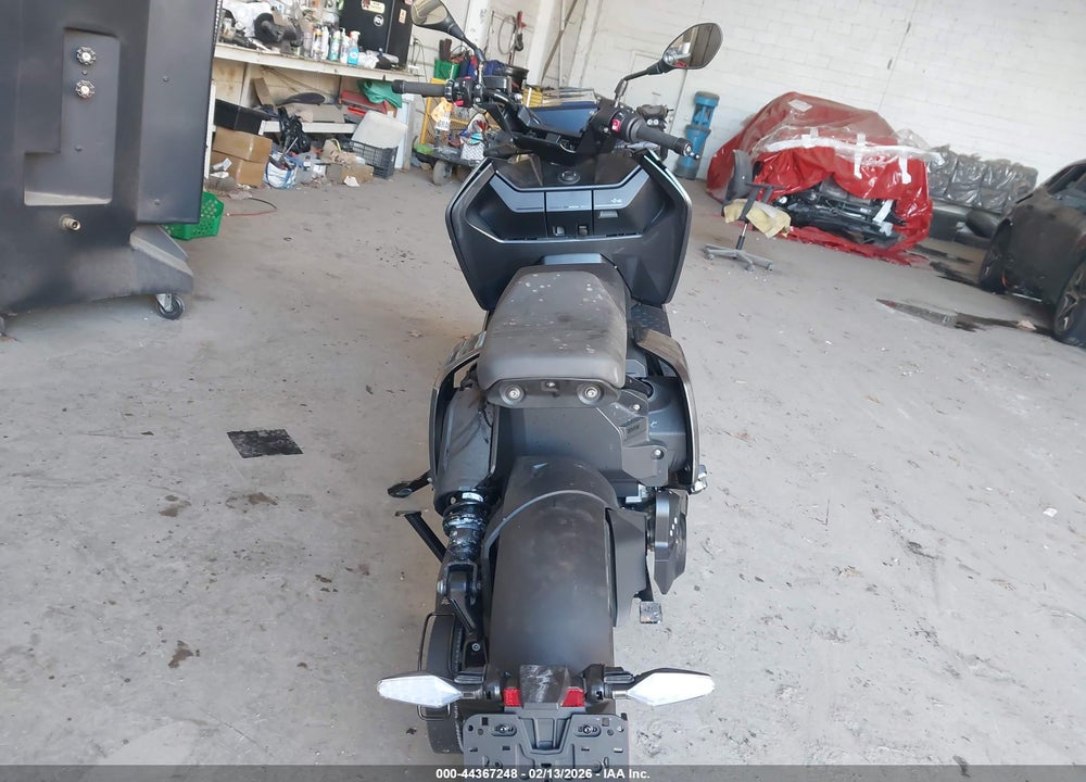 2022 BMW CE 04 VIN: WB10C5309N6G21242