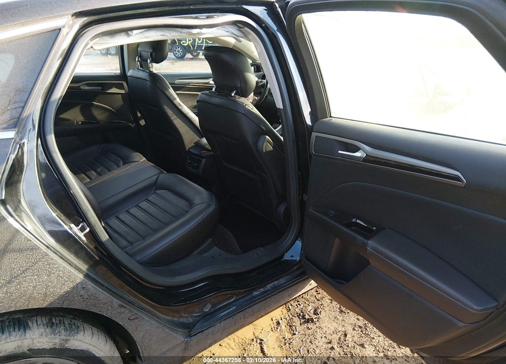 2014 FORD FUSION SE VIN: 3FA6P0HD7ER175856