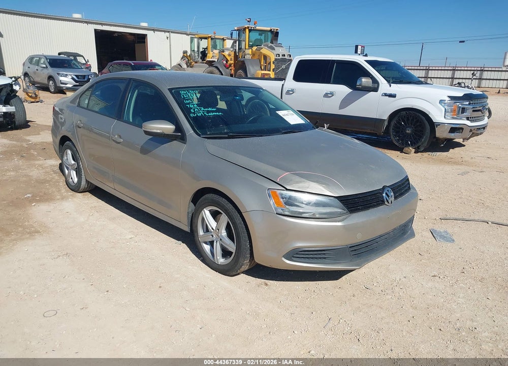 2014 VOLKSWAGEN JETTA 1.8T SE VIN: 3VWD17AJ7EM259844