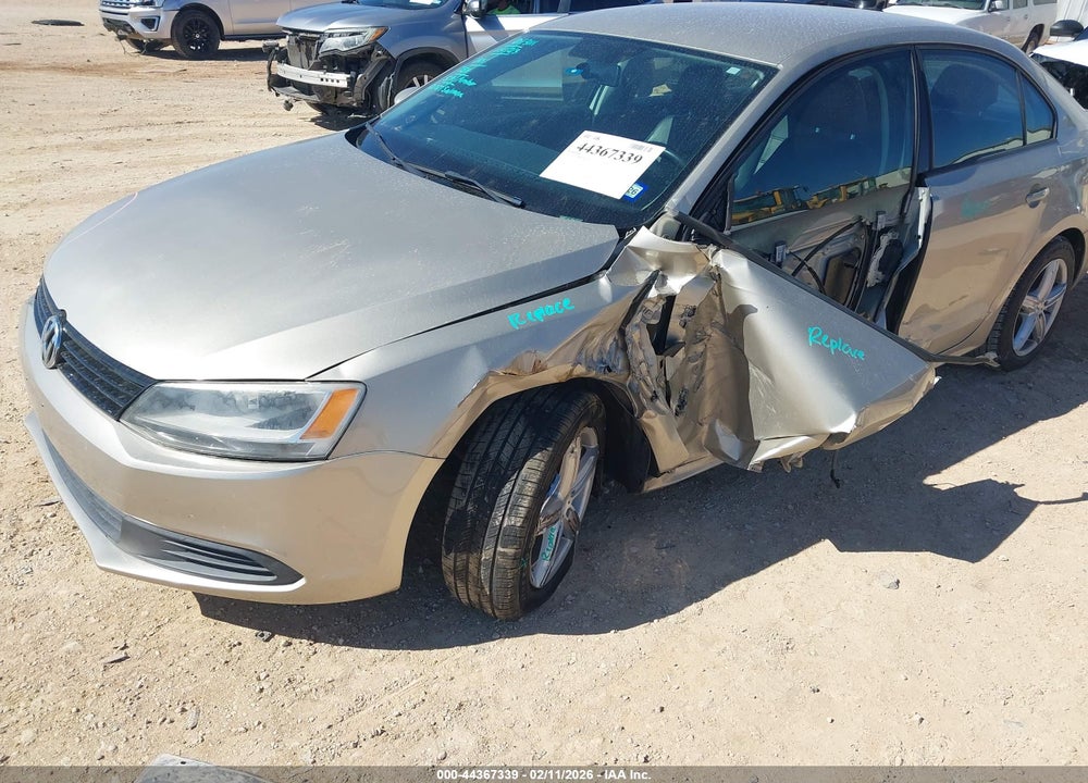 2014 VOLKSWAGEN JETTA 1.8T SE VIN: 3VWD17AJ7EM259844
