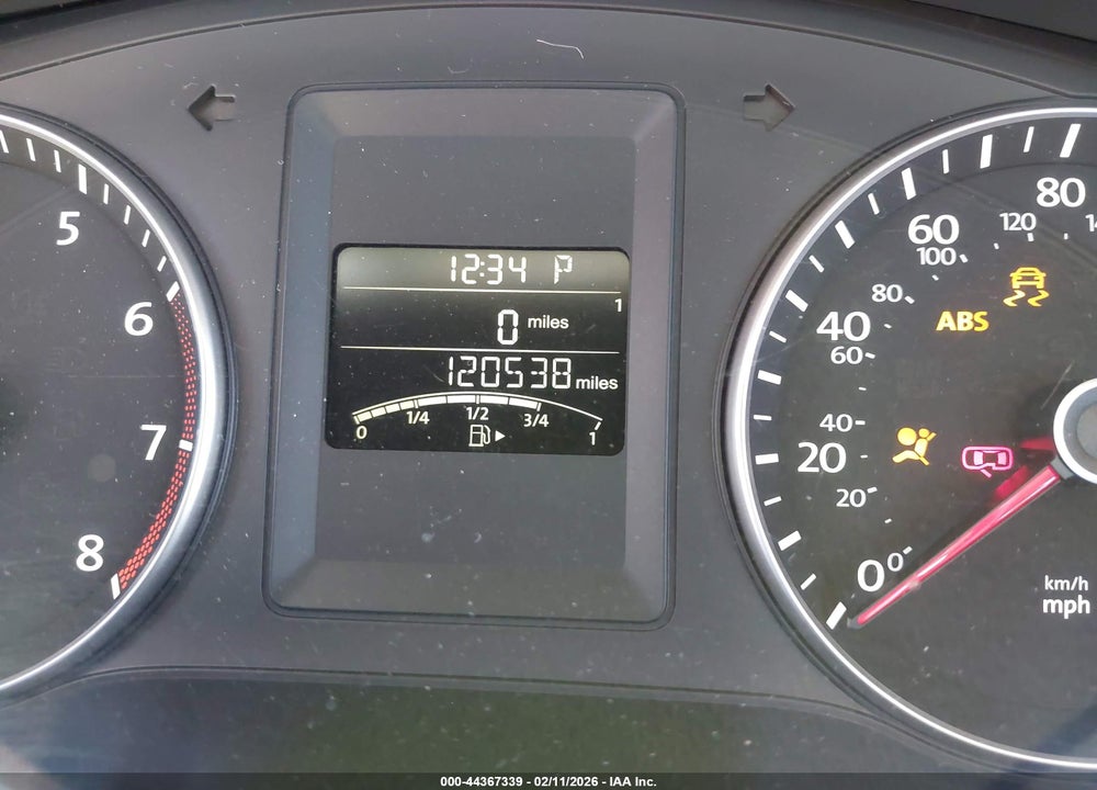 2014 VOLKSWAGEN JETTA 1.8T SE VIN: 3VWD17AJ7EM259844