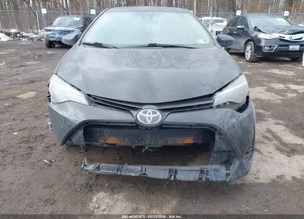 2018 TOYOTA COROLLA LE VIN: 2T1BURHE9JC027075