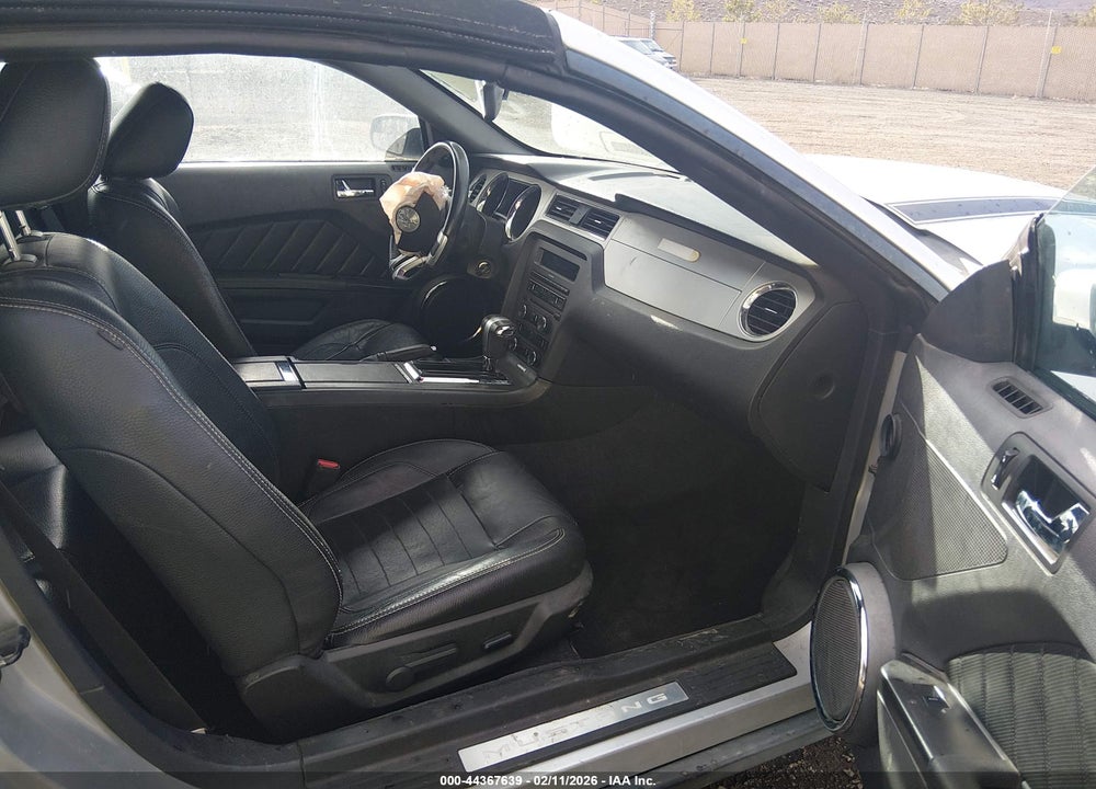 2011 FORD MUSTANG GT PREMIUM VIN: 1ZVBP8FFXB5131146