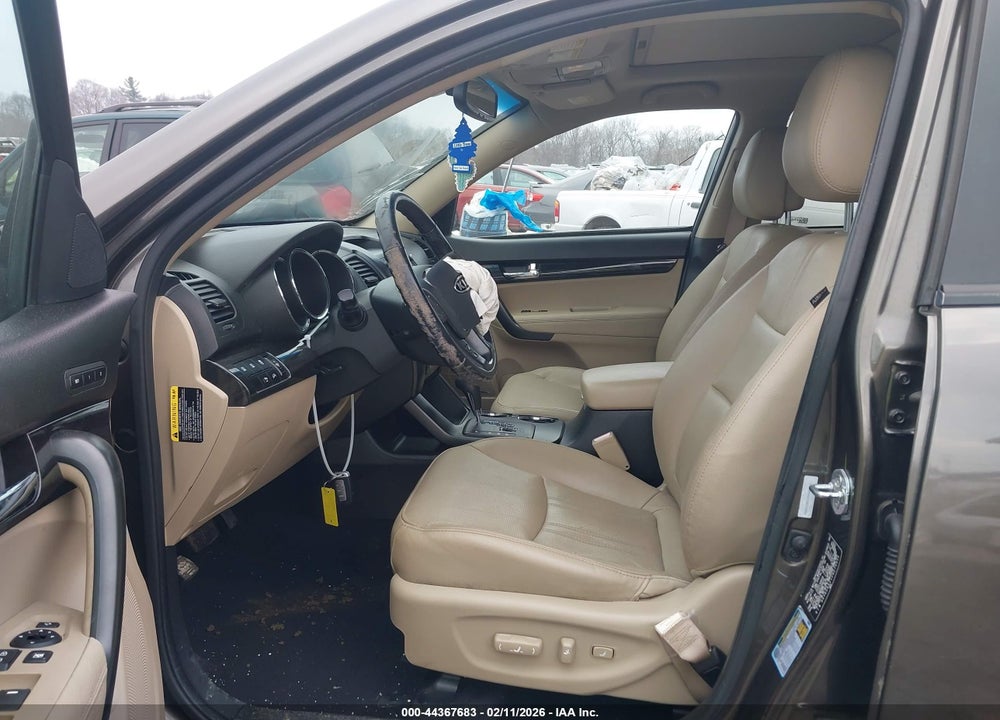 2012 KIA SORENTO EX V6 VIN: 5XYKU4A21CG276836
