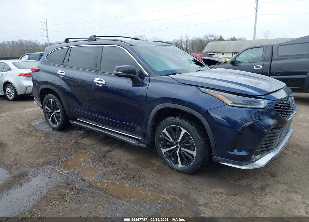 2021 TOYOTA HIGHLANDER XSE VIN: 5TDLZRBH1MS067106