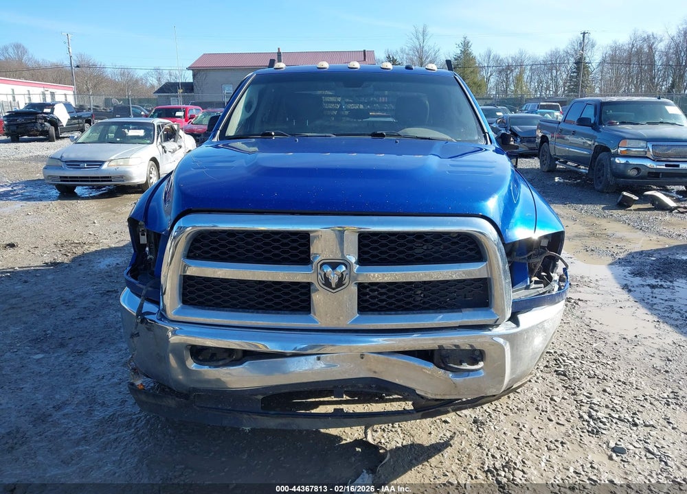 2016 RAM 3500 TRADESMAN VIN: 3C63RRGL9GG233881