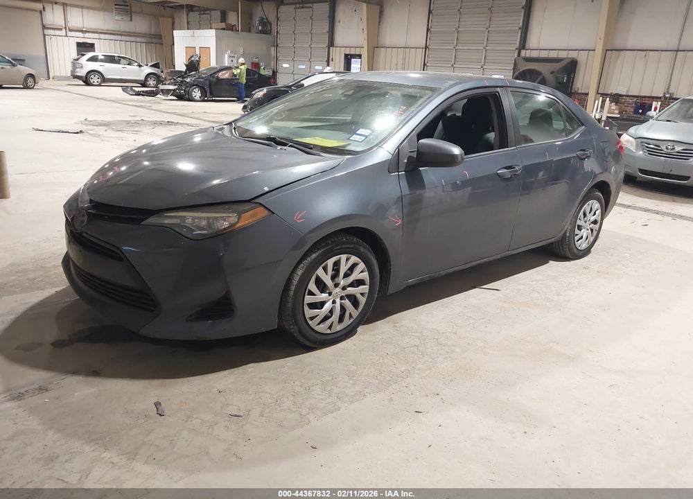 2017 TOYOTA COROLLA LE VIN: 5YFBURHE6HP640149