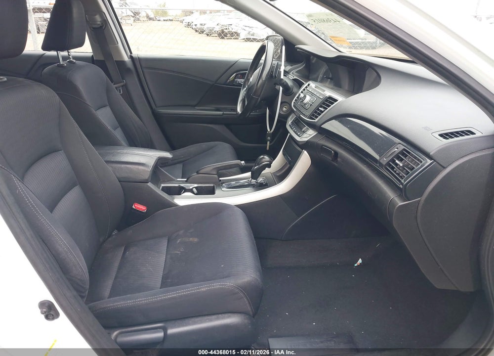2015 HONDA ACCORD SPORT VIN: 1HGCR2F51FA251924