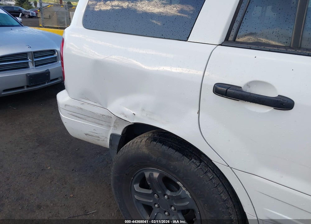2004 HONDA PILOT EX-L VIN: 2HKYF18654H579477