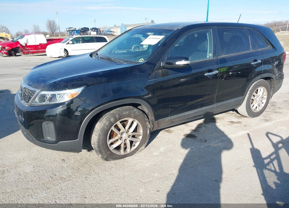 2014 KIA SORENTO LX VIN: 5XYKT3A68EG480469