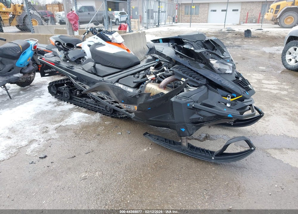 2023 SKI-DOO TUNDRA VIN: YH2SGDPC7PR000383
