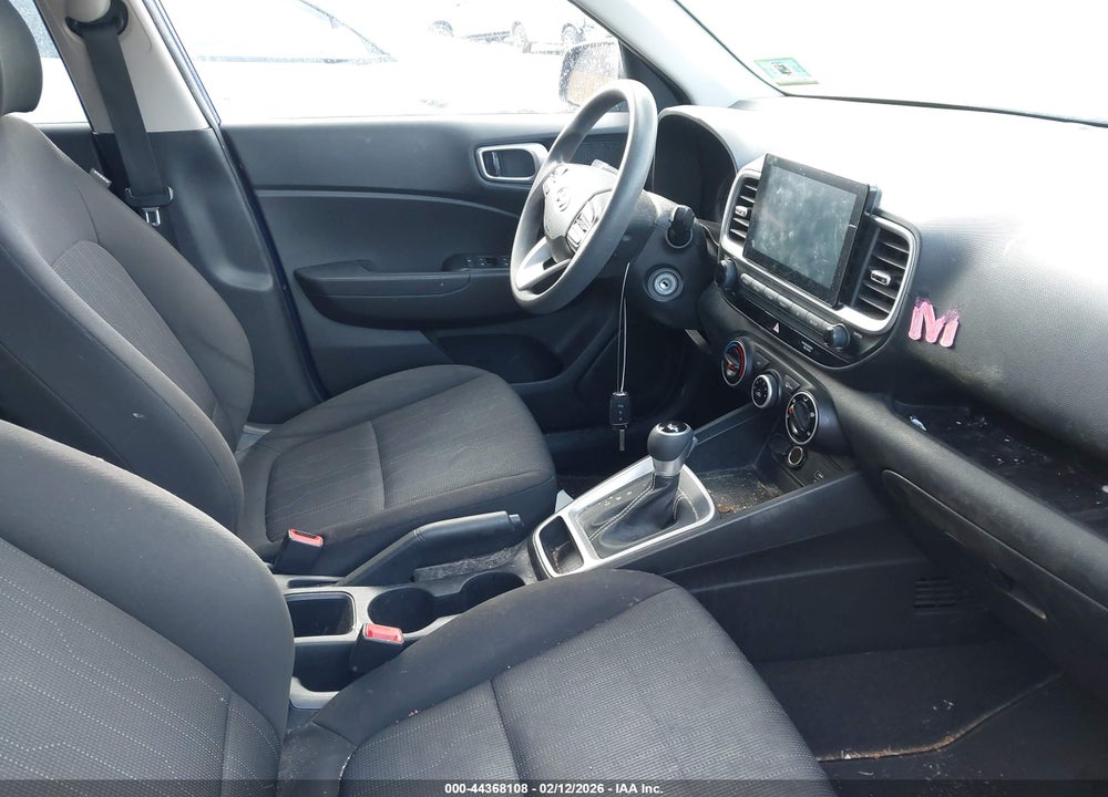 2020 HYUNDAI VENUE SE VIN: KMHRB8A38LU032440