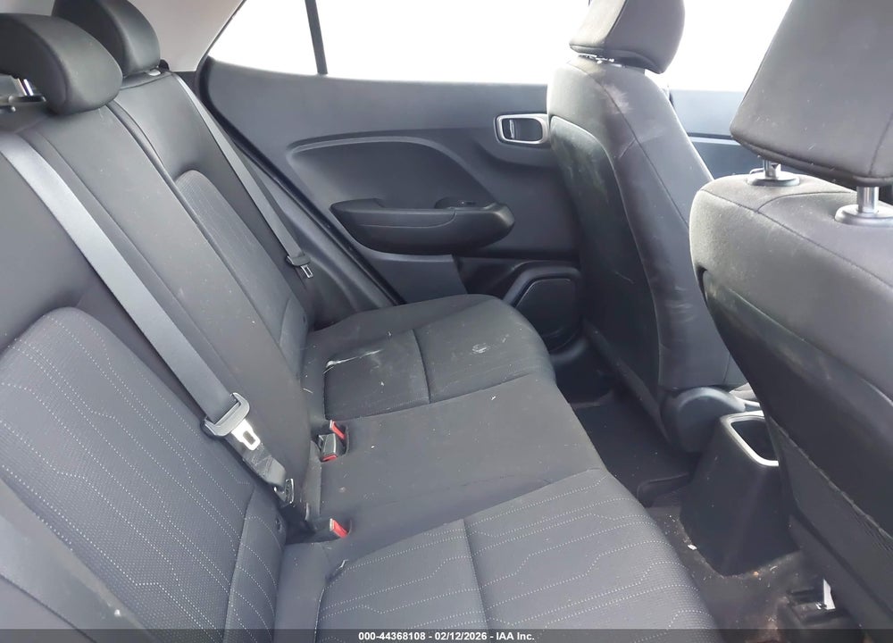 2020 HYUNDAI VENUE SE VIN: KMHRB8A38LU032440