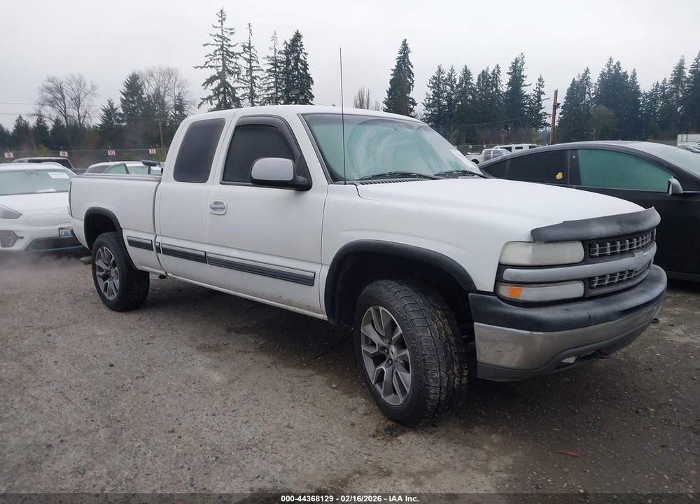 2002 CHEVROLET SILVERADO 1500 LS VIN: 1GCEK19T72E127580