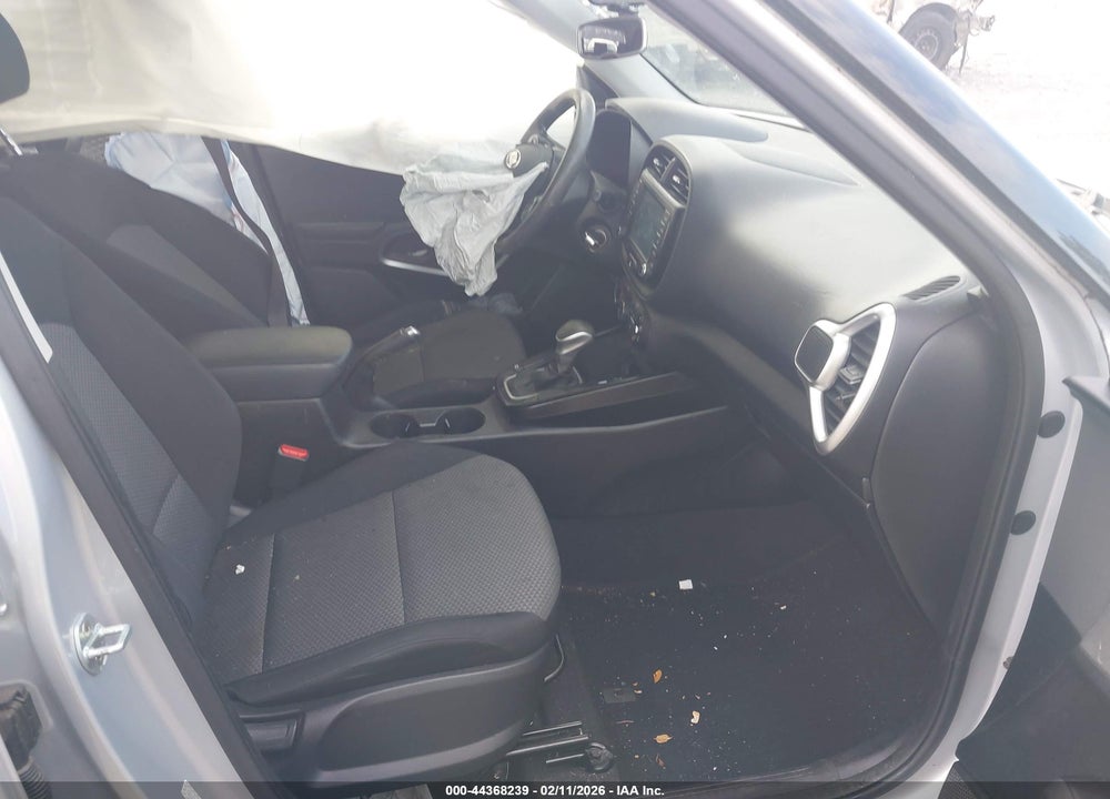 2020 KIA SOUL LX VIN: KNDJ23AU0L7096984
