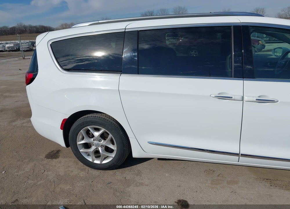 2020 CHRYSLER PACIFICA LIMITED VIN: 2C4RC1GG6LR114618