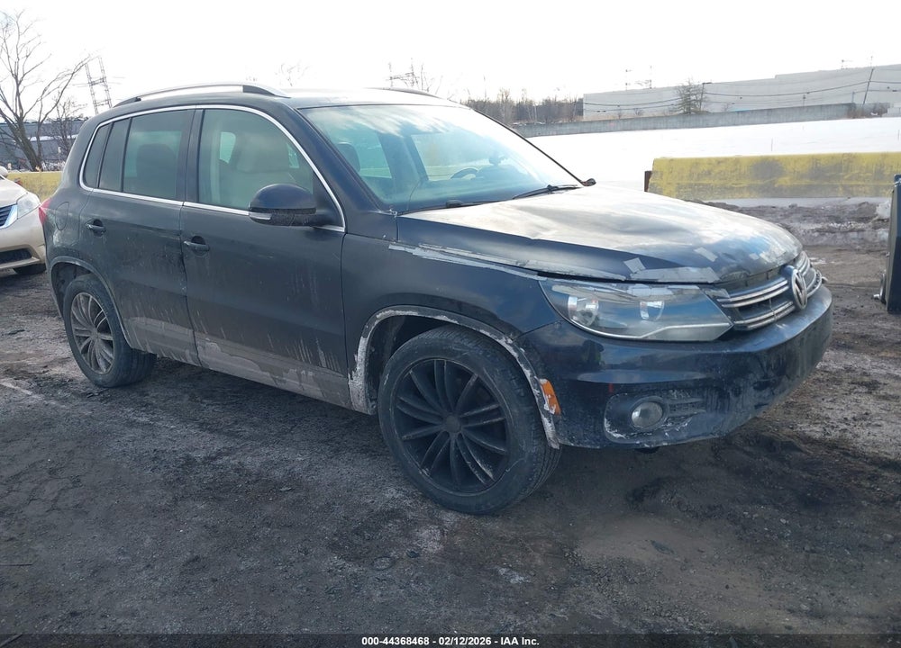 2012 VOLKSWAGEN TIGUAN SE VIN: WVGBV7AX7CW548928