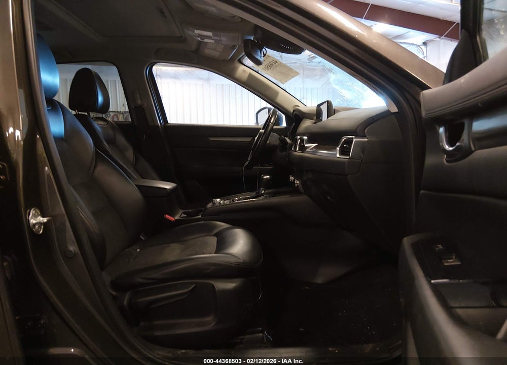 2018 MAZDA CX-5 TOURING VIN: JM3KFBCM1J0305839