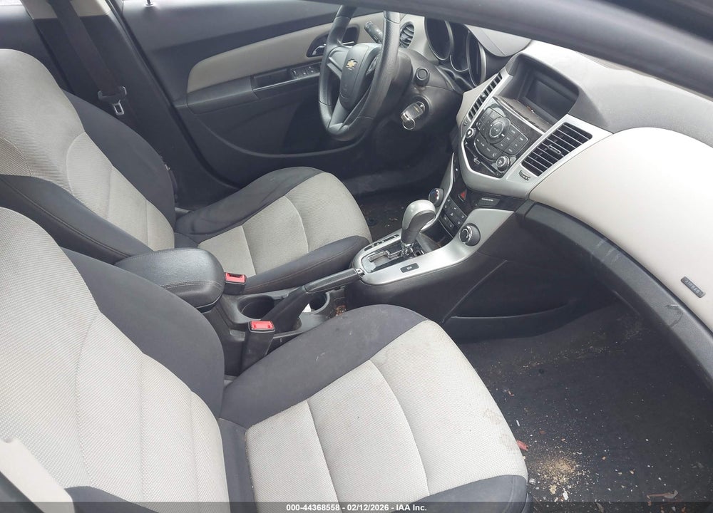 2016 CHEVROLET CRUZE LIMITED LS AUTO VIN: 1G1PC5SG0G7144588