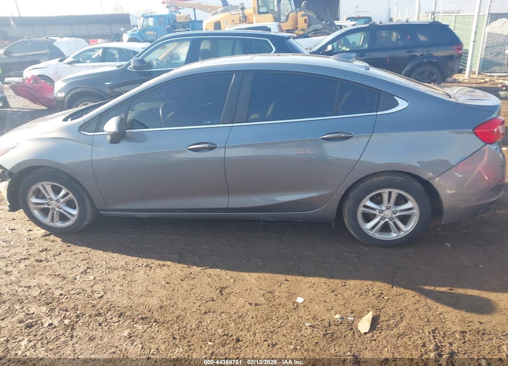 2018 CHEVROLET CRUZE LT AUTO VIN: 1G1BE5SM9J7130691
