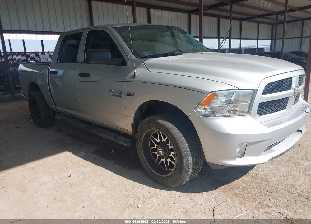 2014 RAM 1500 EXPRESS VIN: 1C6RR7KT1ES471168