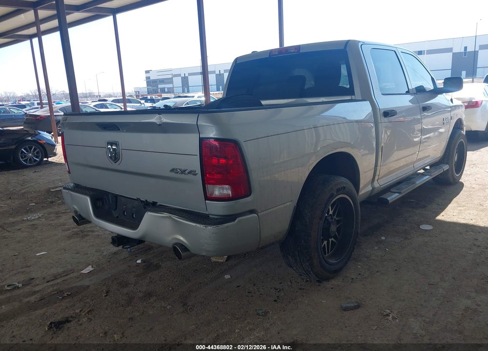 2014 RAM 1500 EXPRESS VIN: 1C6RR7KT1ES471168