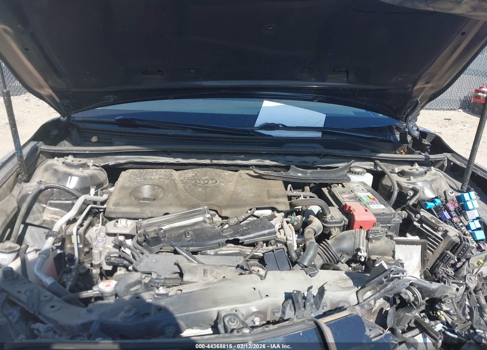 2018 TOYOTA CAMRY LE VIN: JTNB11HK2J3019114