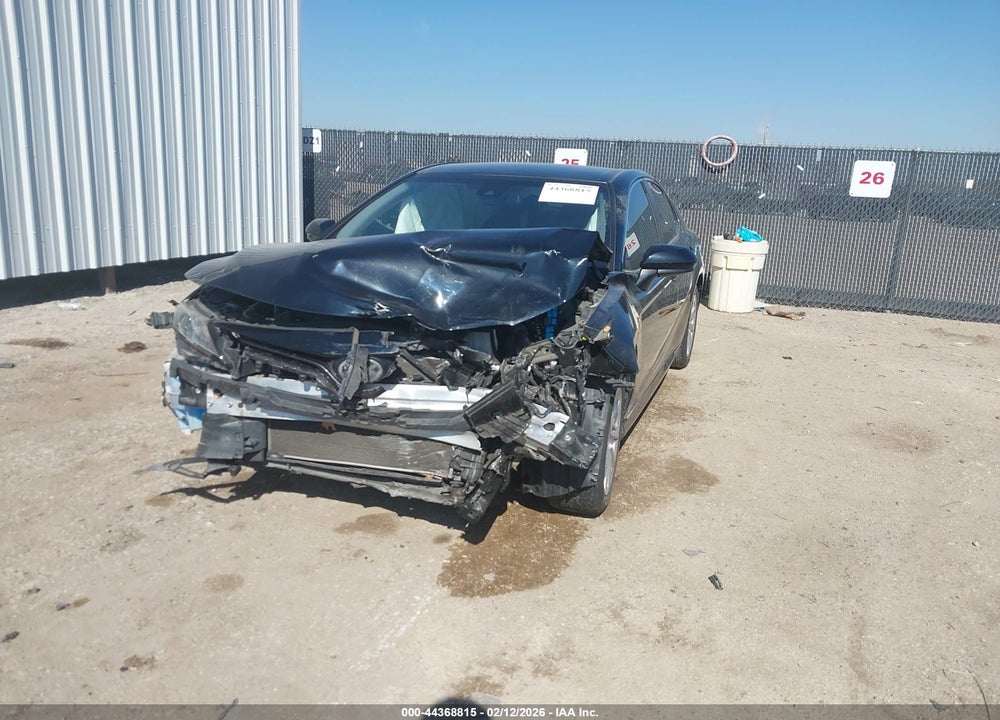 2018 TOYOTA CAMRY LE VIN: JTNB11HK2J3019114