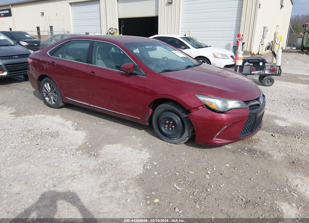 2017 TOYOTA CAMRY SE VIN: 4T1BF1FK4HU661584