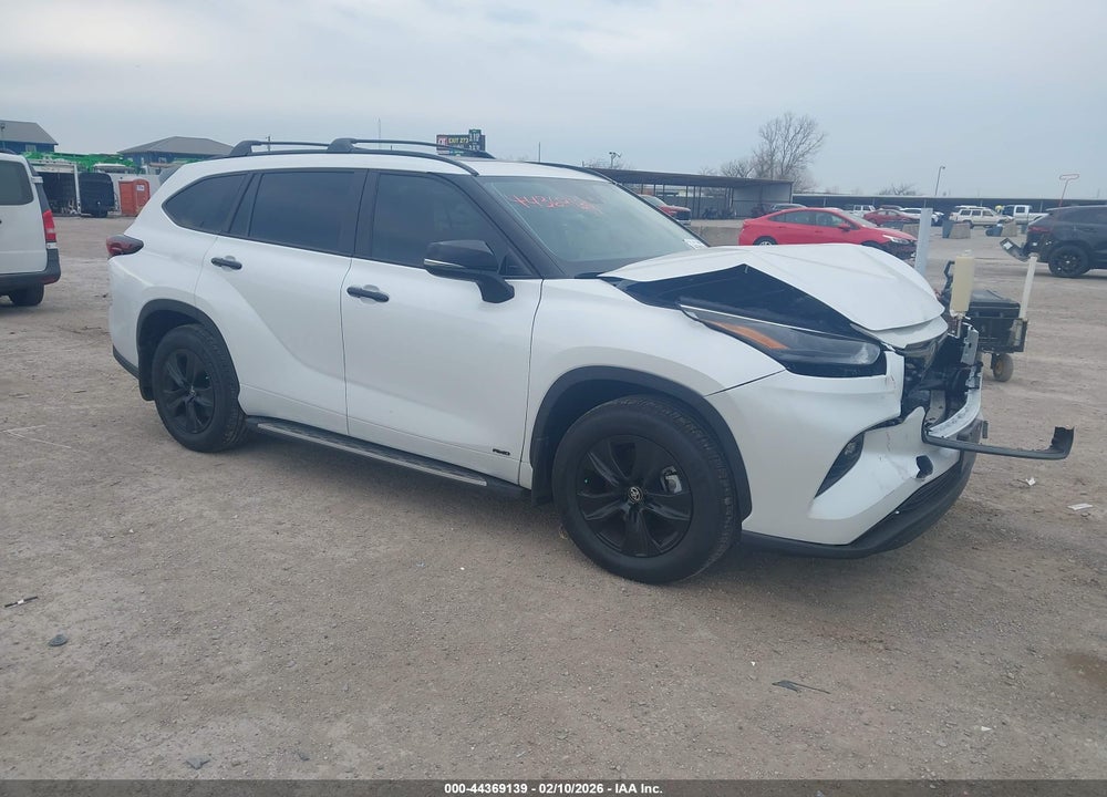2025 TOYOTA HIGHLANDER HYBRID XLE NIGHTSHADE VIN: 5TDKBRCH0SS683956