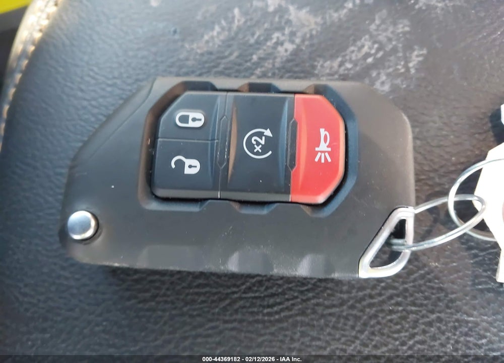 2024 JEEP WRANGLER 4-DOOR SAHARA 4X4 VIN: 1C4PJXEN9RW138610