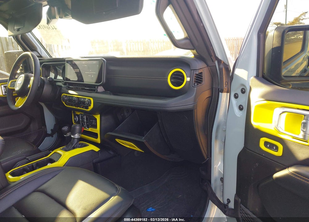 2024 JEEP WRANGLER 4-DOOR SAHARA 4X4 VIN: 1C4PJXEN9RW138610