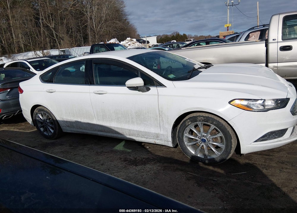 2017 FORD FUSION SE VIN: 3FA6P0HD8HR338289