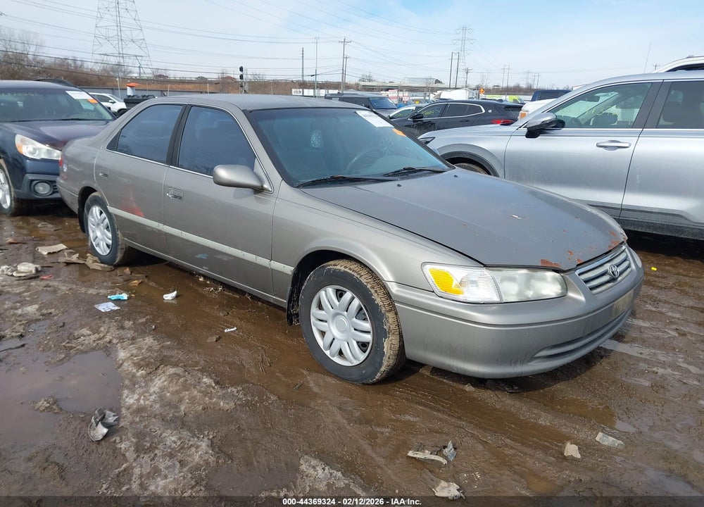 2000 TOYOTA CAMRY LE VIN: 4T1BG22K4YU690639