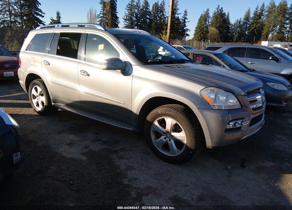 2011 MERCEDES-BENZ GL 450 4MATIC VIN: 4JGBF7BE7BA744700