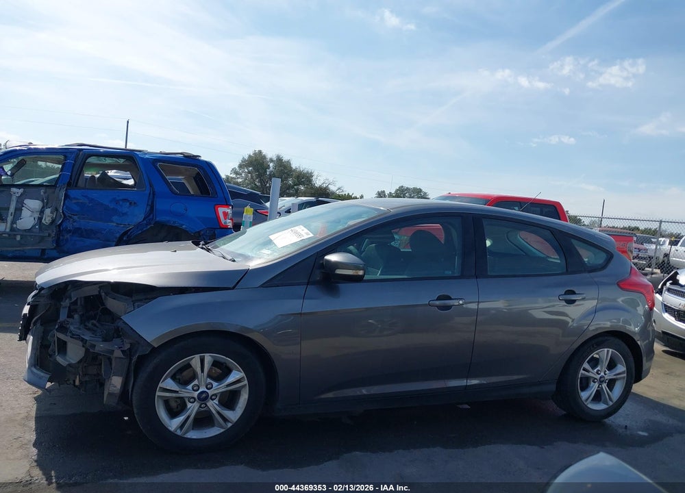 2014 FORD FOCUS SE VIN: 1FADP3K28EL254015
