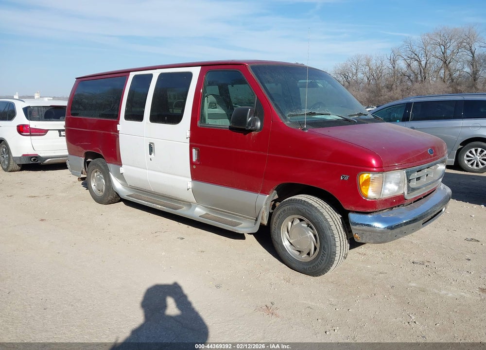 1998 FORD CLUB WAGON XL/XLT VIN: 1FMRE116XWHB99999