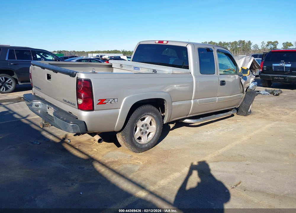 2004 CHEVROLET SILVERADO 1500 Z71 VIN: 1GCEK19T64E210243